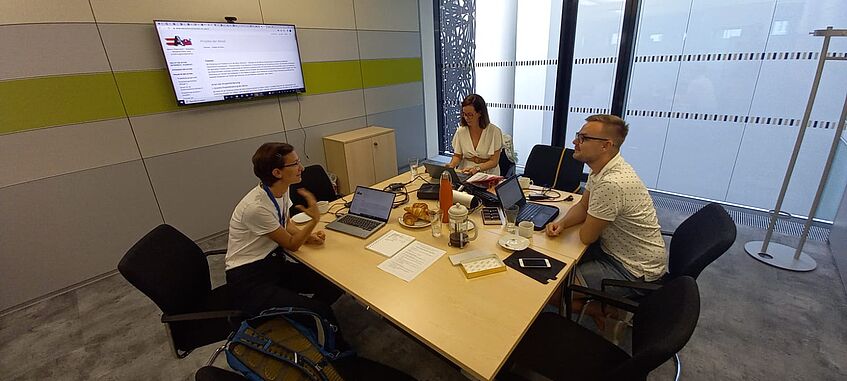 Emilia Perez, Alina Secară, Andrej Zahorák at the second project meeting